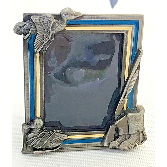 PICTURE FRAME-Hunting Theme-Small 4"x3" Frame-Metal Frame-Plastic Cover-Ducks - Picture 1 of 12